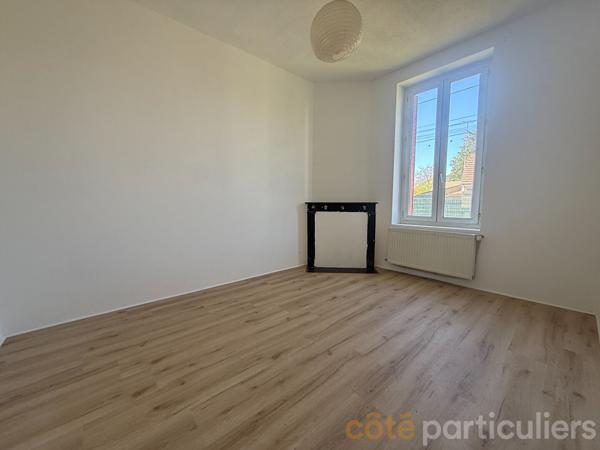 Vente Maison61 m² - 4 Pièces - SAINT AMAND MONTROND (18200)