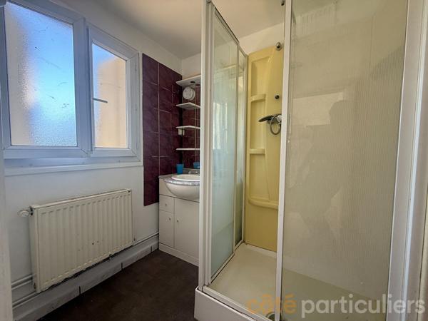Vente Maison61 m² - 4 Pièces - SAINT AMAND MONTROND (18200)