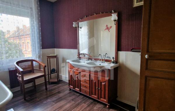 MAISON 3 CHAMBRES BUREAU GARAGE PETIT JARDIN 59220 DENAIN