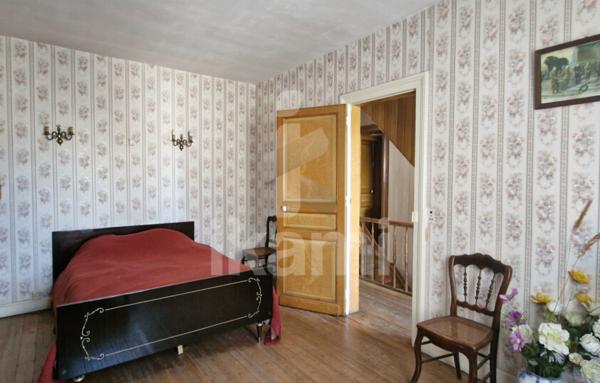 MAISON 3 CHAMBRES BUREAU GARAGE PETIT JARDIN 59220 DENAIN