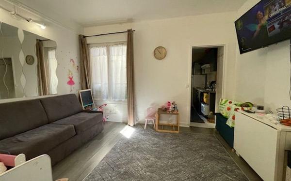 Appartement à vendre    1 pièce • 22,78 m2 Villemomble