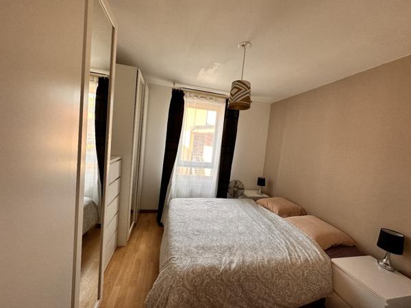 Appartement à VILLETANEUSE (93430)
