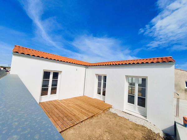 Maison neuve 3 suites -106 m² - À 900 m du centre-ville - Frais de notaire réduits