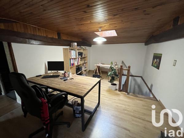 Longère 5 pièces de 162 m² à Saint-Pardoux (79310)