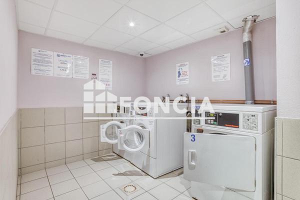 À vendre Studio 19.77 m² - Villeurbanne 69100