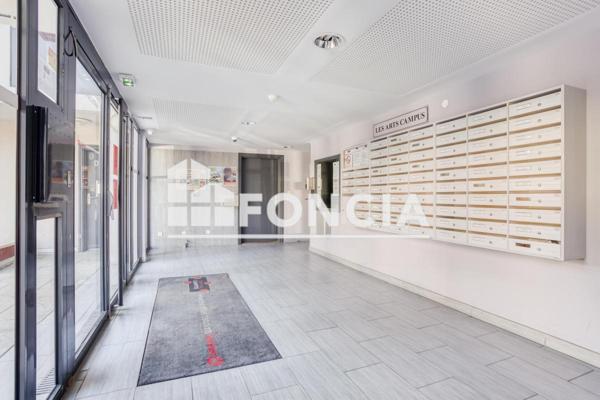 À vendre Studio 19.77 m² - Villeurbanne 69100
