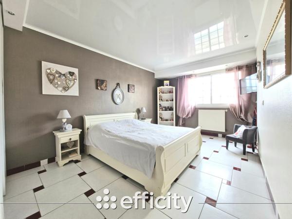 Maison 6 pièces - 242 m² Bien prestige