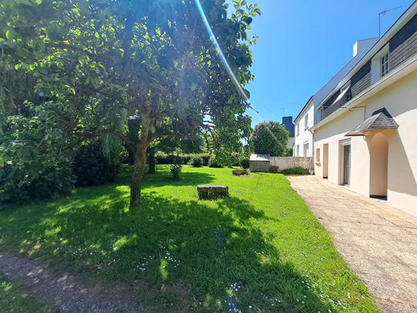 Concarneau - Maison entree de ville proche commerces et voie verte.