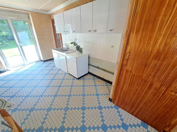 Concarneau - Maison entree de ville proche commerces et voie verte.