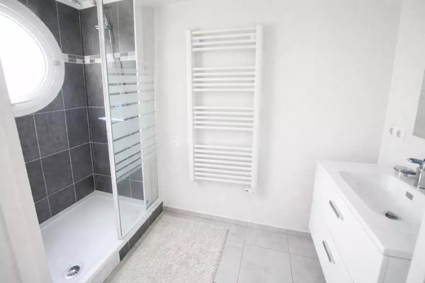 Vente                                                      Maison
                        
                     5 pièces                      100 m2                     à Chessy