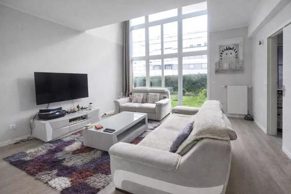 Vente                                                      Maison
                        
                     5 pièces                      100 m2                     à Chessy