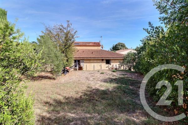 Maison à vendre  6 pièces - 120 m 2   ST SATURNIN LES AVIGNON  - 84