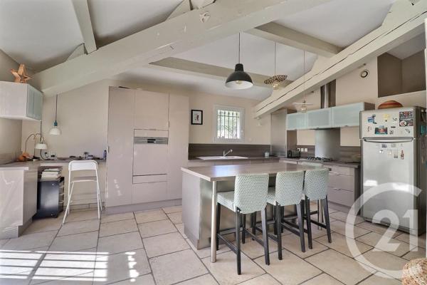 Maison à vendre  6 pièces - 120 m 2   ST SATURNIN LES AVIGNON  - 84
