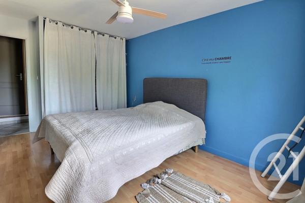 Maison à vendre  6 pièces - 120 m 2   ST SATURNIN LES AVIGNON  - 84