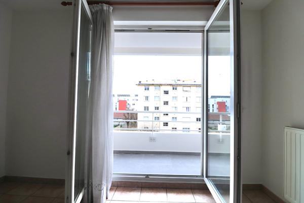 Appartement 2 pièces avec Balcon & Parking - Vitry Sur Seine
