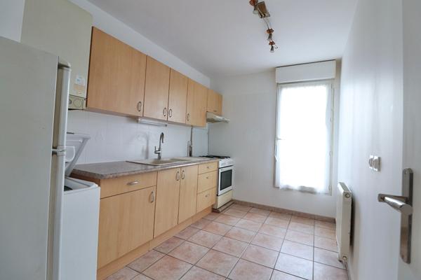 Appartement 2 pièces avec Balcon & Parking - Vitry Sur Seine