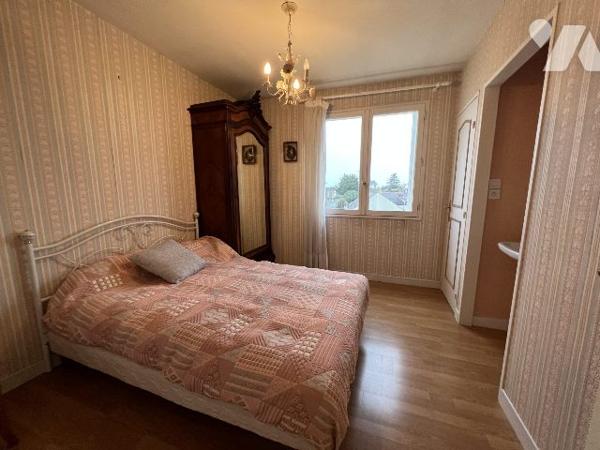 APPARTEMENT DE TYPE 5  AVENDRE