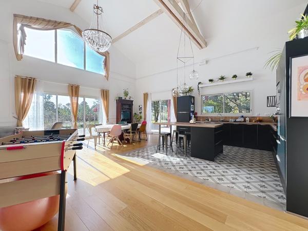 Maison 5 pièces - 192 m² Exclusivité efficity