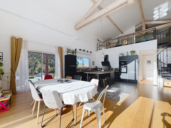 Maison 5 pièces - 192 m² Exclusivité efficity