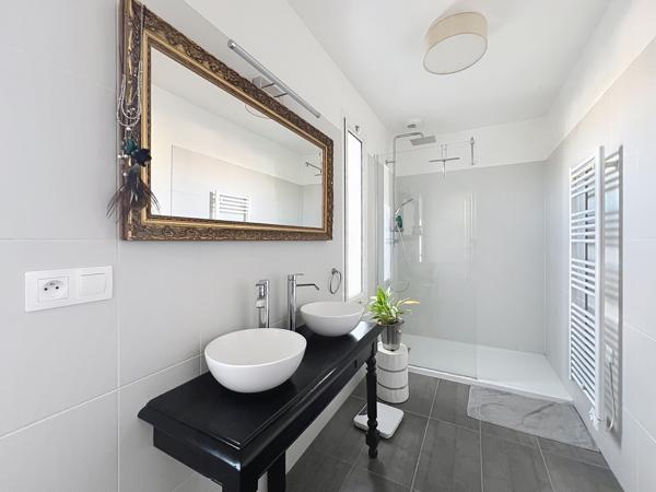 Maison 5 pièces - 192 m² Exclusivité efficity