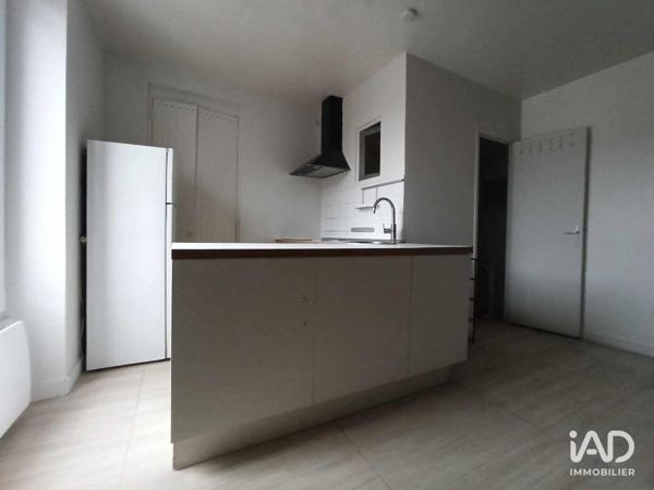Location appartement 2 pièces 39 m² Combs-la-Ville