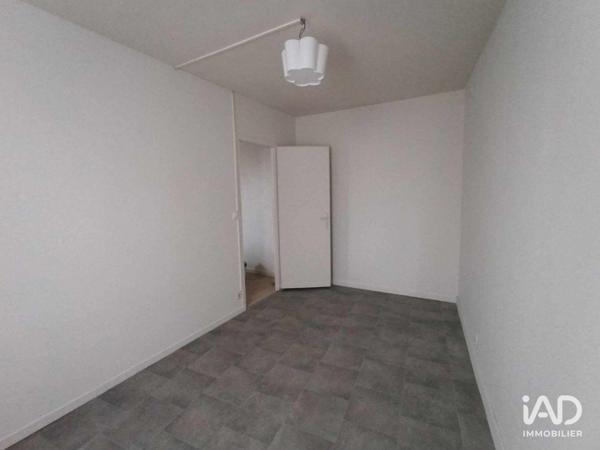 Location appartement 2 pièces 39 m² Combs-la-Ville