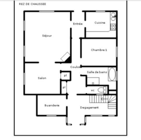 Maison à vendre 6 pièces COUTURE SUR LOIR (41) 180 m² habitables – terrain clos et arboré de 1 746 m² – 3/4 chambres – sans gros travaux