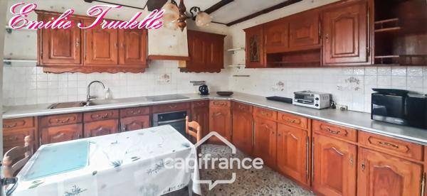Maison à vendre 6 pièces COUTURE SUR LOIR (41) 180 m² habitables – terrain clos et arboré de 1 746 m² – 3/4 chambres – sans gros travaux