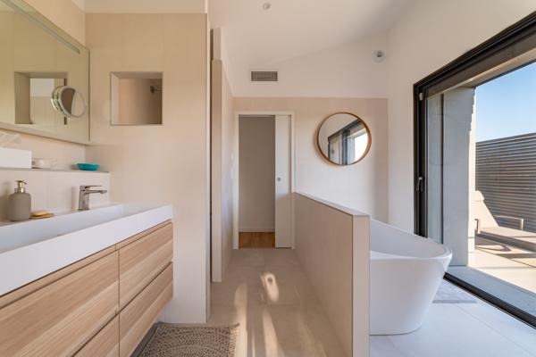 Pérols (34470) VILLA CONTEMPORAINE AVEC VUE