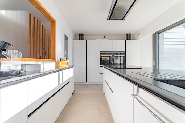 Pérols (34470) VILLA CONTEMPORAINE AVEC VUE