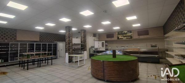 Location murs commerciaux  215 m² Vaux-le-Pénil