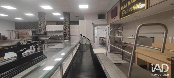 Location murs commerciaux  215 m² Vaux-le-Pénil