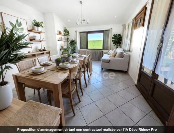 RETOURNAC CENTRE .Maison avec jardin proche de toutes commodités!