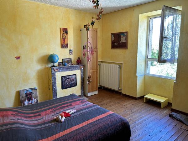 Maison individuelle de 3 chambres avec jardin et garage dans un joli hameau