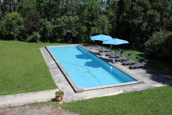 Charmant Domaine près d'Albi avec Maison de Maître, Dépendance Rénovée et Projets de Rénovation