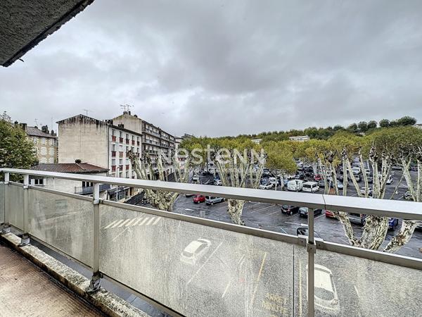 A vendre à Auch appartement T3 dans résidence sécurisée avec ascenseur