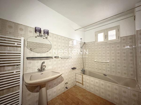 A vendre à Auch appartement T3 dans résidence sécurisée avec ascenseur