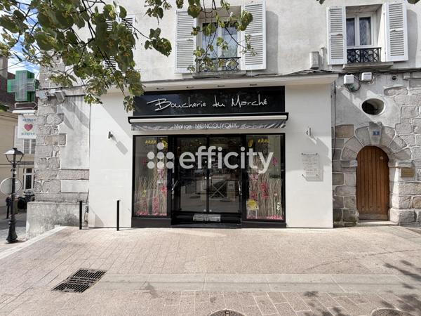 Fonds De Commerce
        
        - 176 m² 583 000 € *