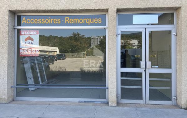À louer ? Local commercial / professionnel 35 m² ? SISTERON ? Emplacement stratégique