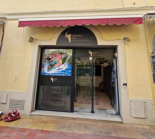 Local Commercial 40 m² ? Coeur de Ville & Zone Touristique