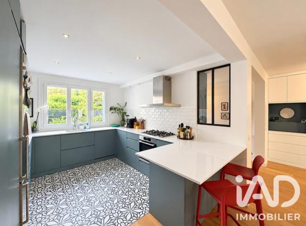 Maison à vendre 6 pièces 140 m² Saint-Germain-en-Laye