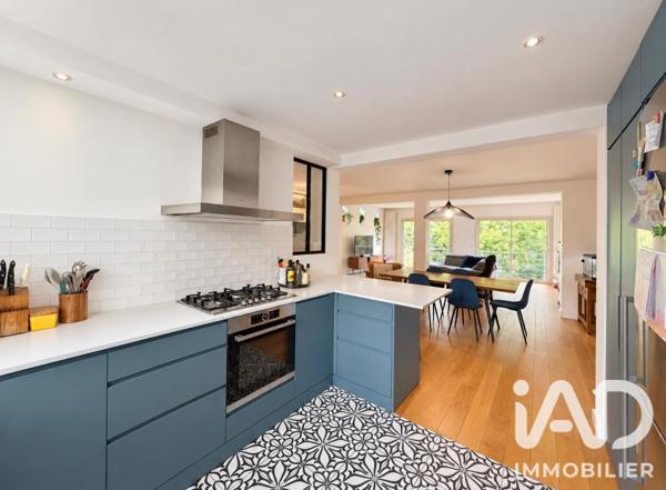 Maison à vendre 6 pièces 140 m² Saint-Germain-en-Laye