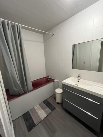 TROYES HYPER CENTRE – T3 MEUBLE