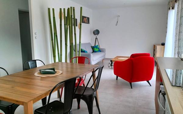 Maison à vendre    3 pièces •  Vallon-Pont-d'Arc