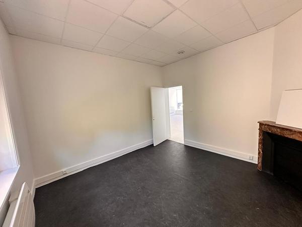 RETHEL - Local commercial de 80 m2