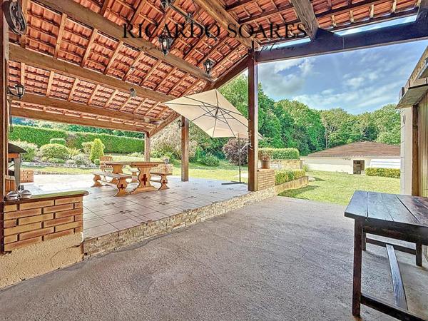 60700 PONTPOINT - PROPRIÉTÉ AVEC DEUX MAISONS / 218m2 HABITABLES / 5 CHAMBRES / HANGAR 270m2 / TERRAIN 2900m2