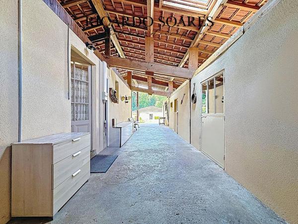 60700 PONTPOINT - PROPRIÉTÉ AVEC DEUX MAISONS / 218m2 HABITABLES / 5 CHAMBRES / HANGAR 270m2 / TERRAIN 2900m2