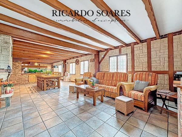 60700 PONTPOINT - PROPRIÉTÉ AVEC DEUX MAISONS / 218m2 HABITABLES / 5 CHAMBRES / HANGAR 270m2 / TERRAIN 2900m2