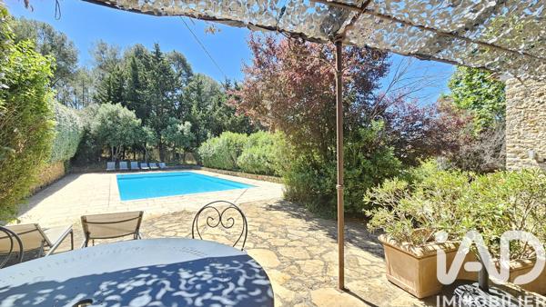 Maison à vendre 15 pièces 380 m² Le Castellet