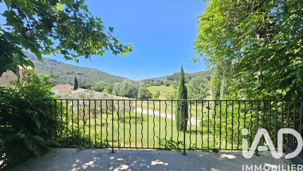 Maison à vendre 15 pièces 380 m² Le Castellet